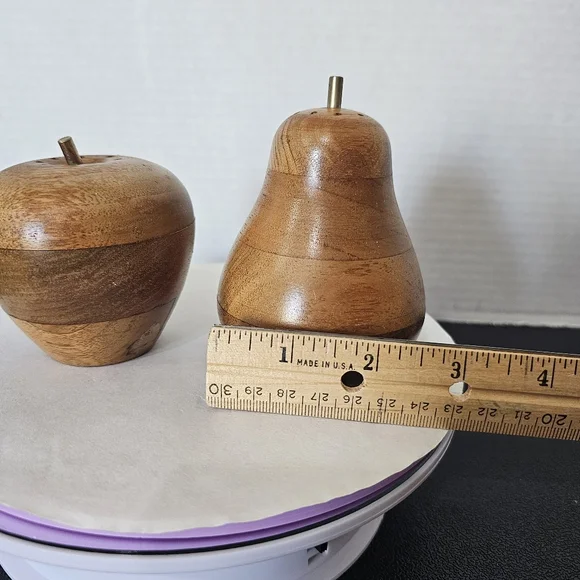 MCM Wood Apple and Pear Salt and Pepper Shaker Set Brass Stem Vintage L👀K - Picture 4 of 7
